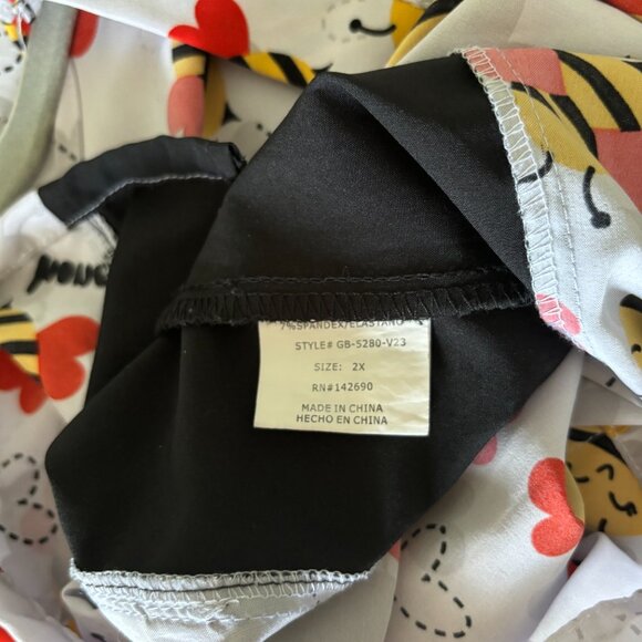 SCRUB JOY Performance V-Neck Medical Top Scrub BUMBLE BEE SWEET AS HONEY SIZE 2X - Picture 10 of 11